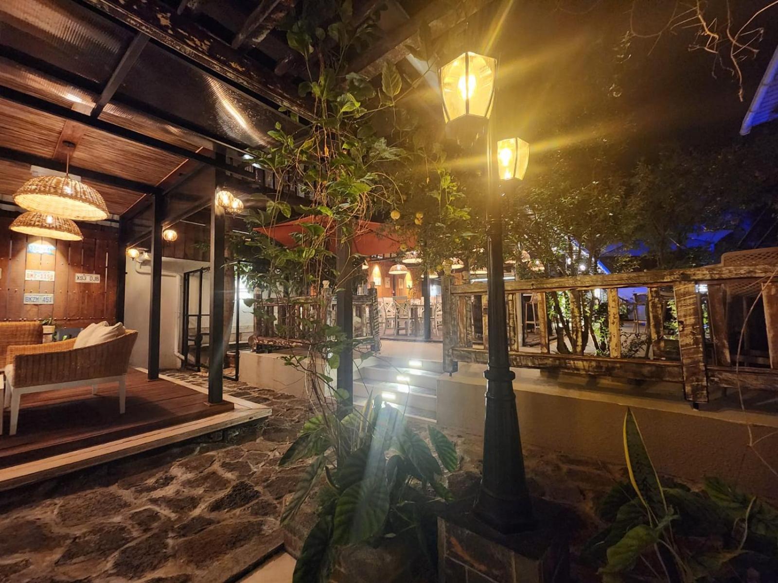 The Rustic Studio Grand Baie Exterior foto